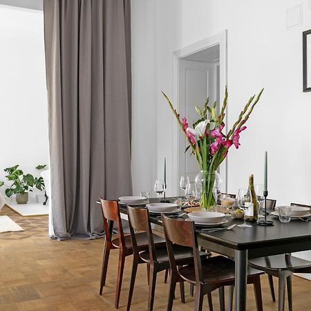 Oomph Koszyki Luxurious Apartments وارسو المظهر الخارجي الصورة