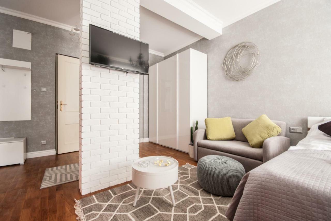 Oomph Koszyki Luxurious Apartments وارسو المظهر الخارجي الصورة